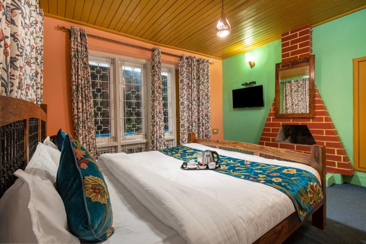 Hotel Little Silver ปาฮาลกัม ภายนอก รูปภาพ