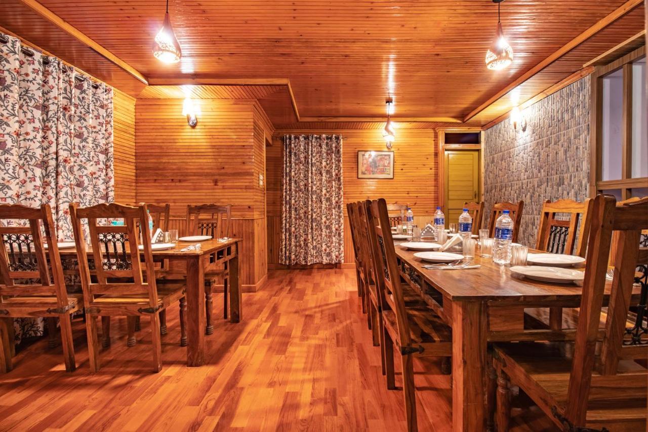 Hotel Little Silver ปาฮาลกัม ภายนอก รูปภาพ