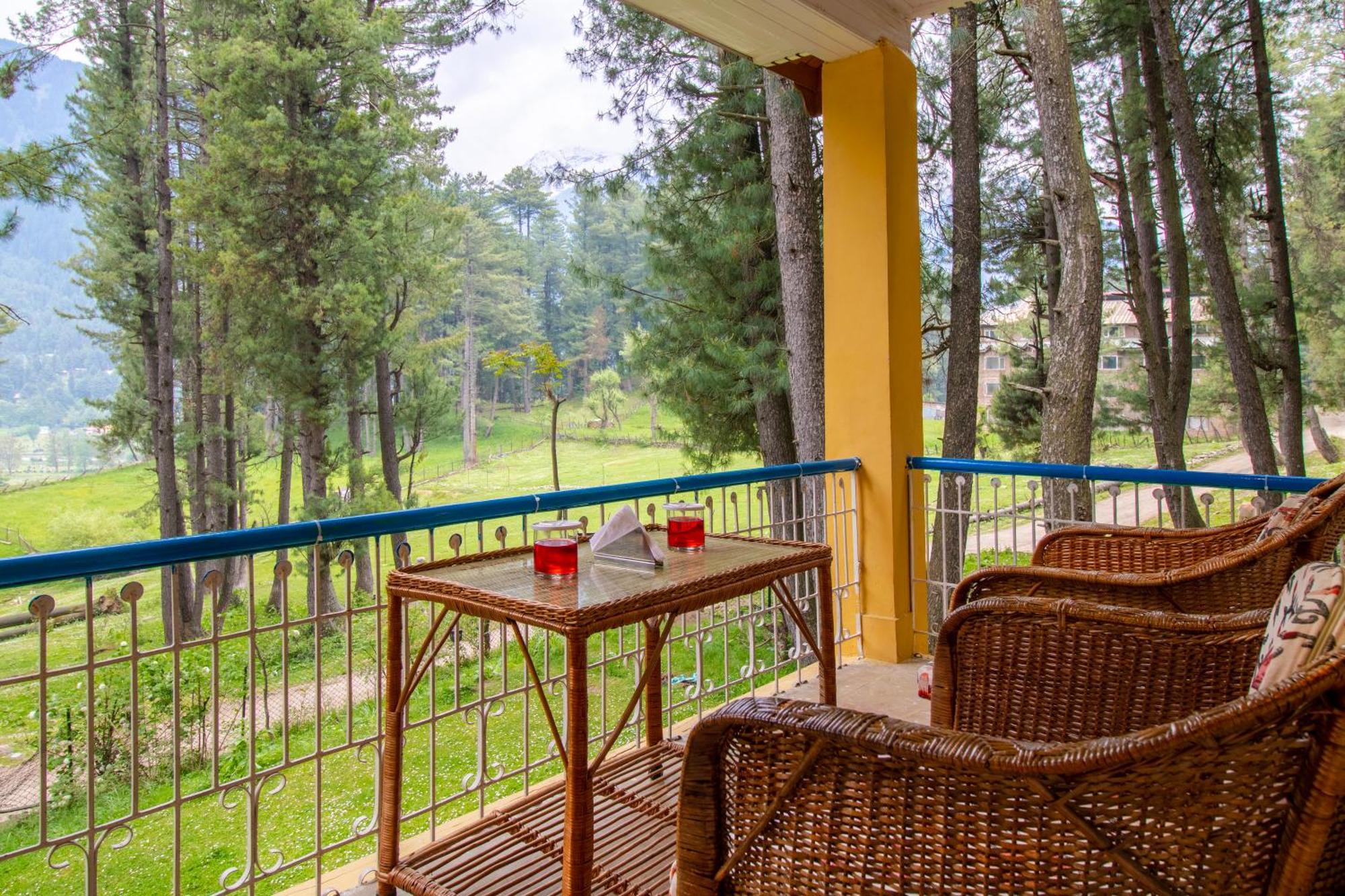 Hotel Little Silver ปาฮาลกัม ภายนอก รูปภาพ